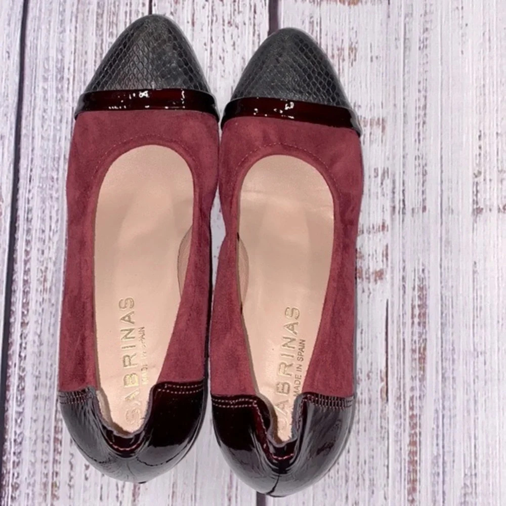 Sabrina’s burgundy pumps made in Spain size 38 - Picture 4 of 9